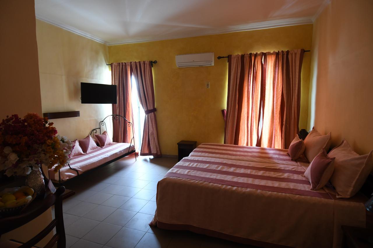 Hotel De La Poste Saint-Louis Eksteriør bilde